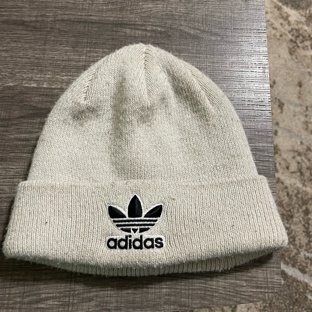 Adidas beanie